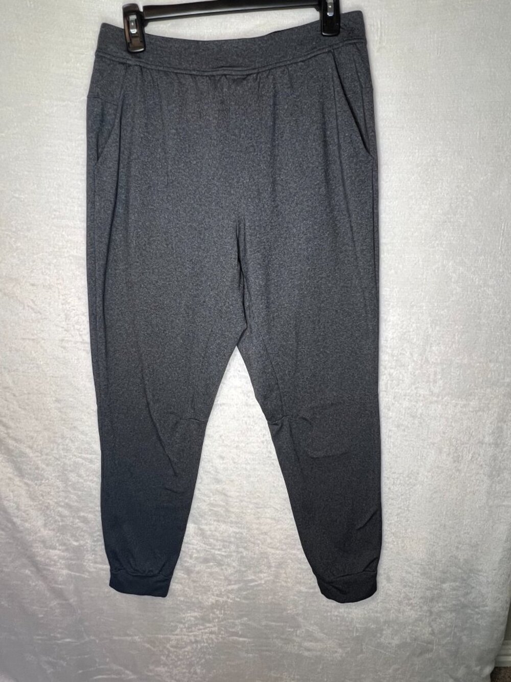 LULULEMON grey cozy joggers sz M